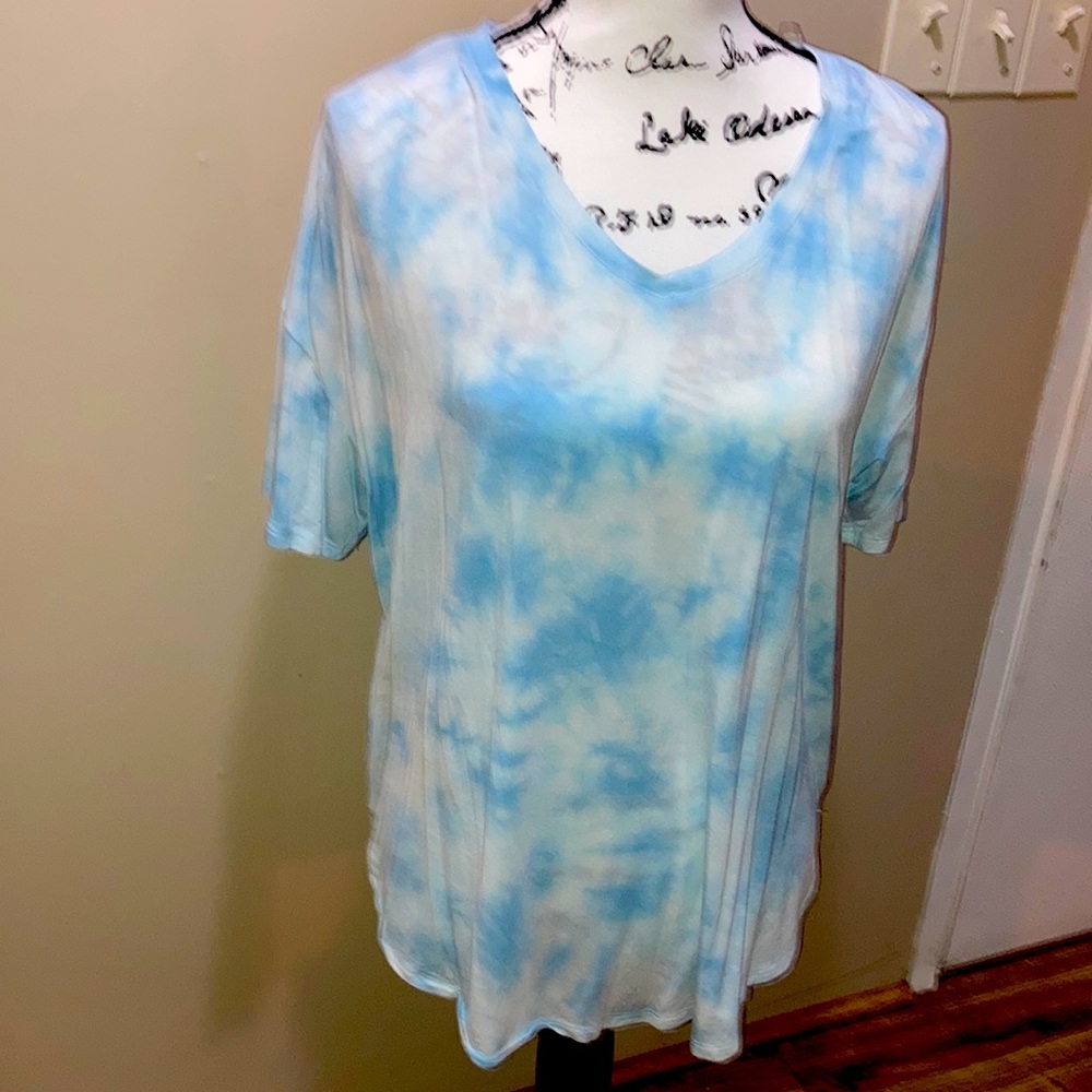 Blue and white tie dye top